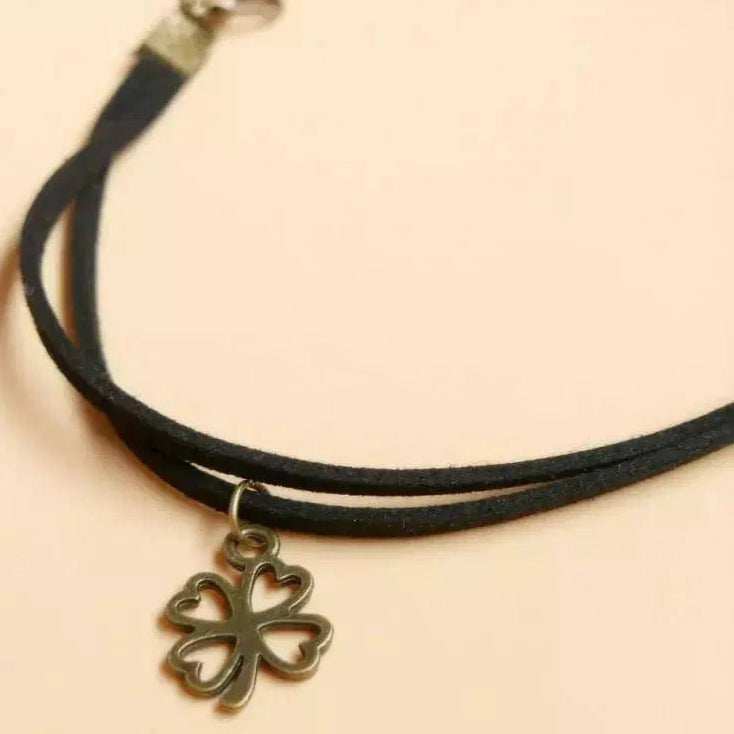 Charm Lucky Leaf Rope Bracelet